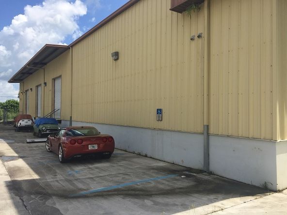 7328 Commercial Cir, Fort Pierce, FL 34951